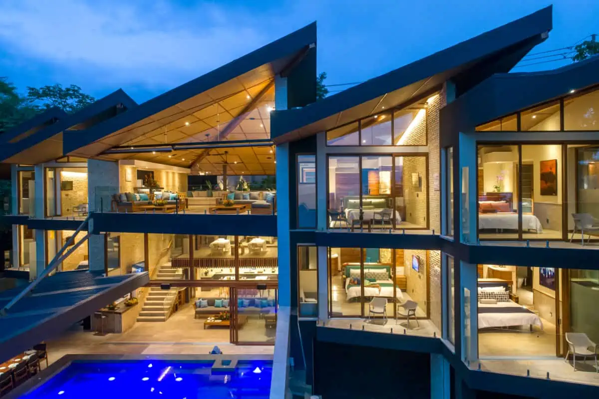 Villa La Isla – 8 BR