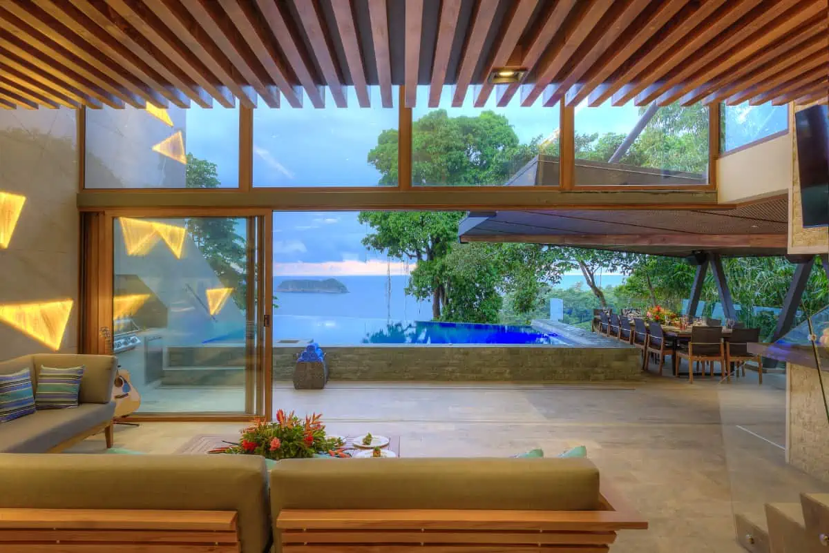 Villa La Isla – 8 BR