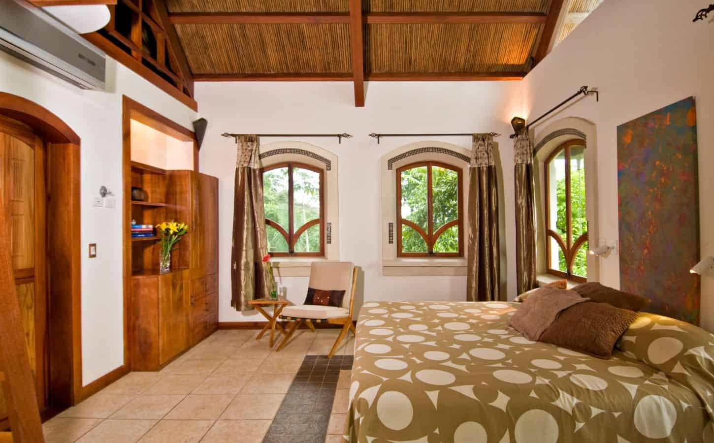 Guest Cottage (Toucan Room)