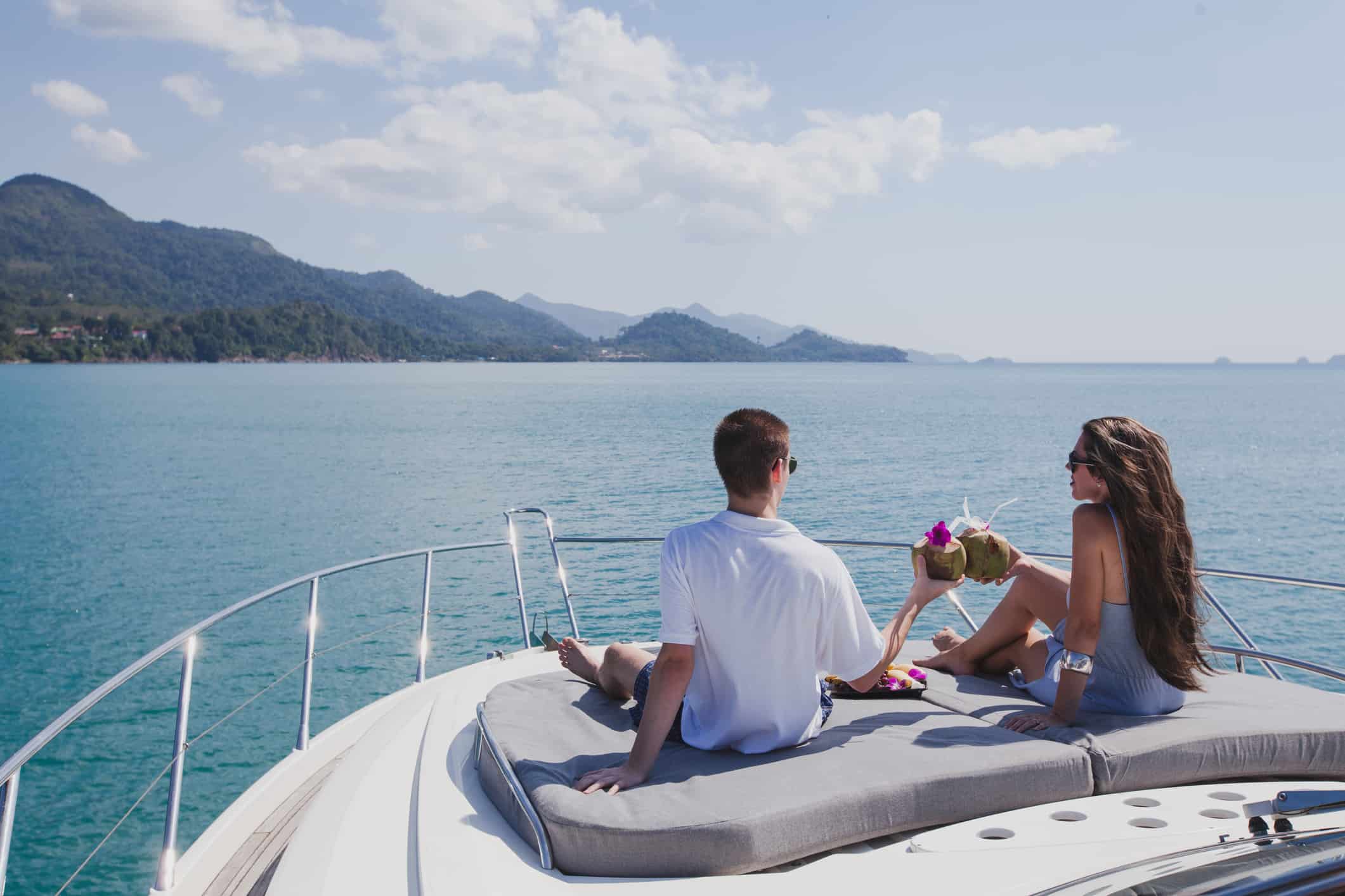 villa services - yacht charter